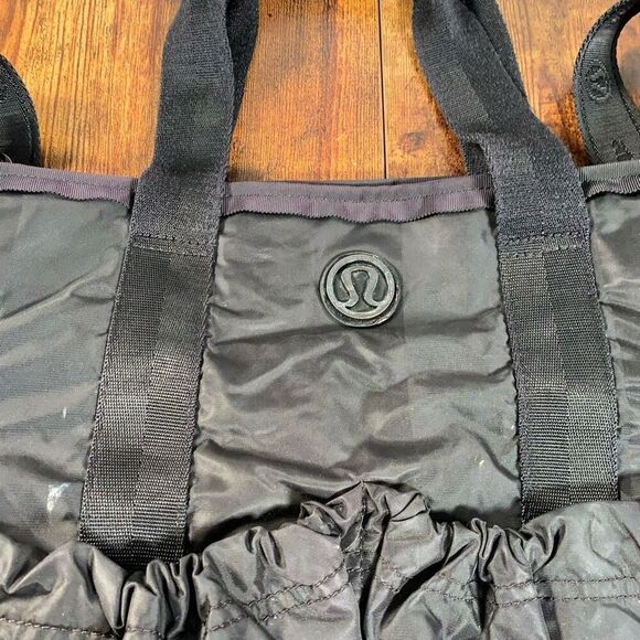 Vintage Lululemon Flow and Go Toote Bag Black from 2012 Read See Pictures - Picture 2 of 5